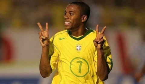 Defesa de Robinho apresenta novo recurso ao STF