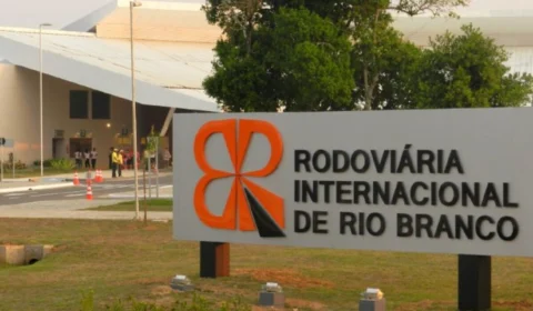 MP do Acre determina novas frotas para transporte intermunicipal