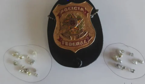Dupla é presa pela PF por tentar comercializar diamantes em RO