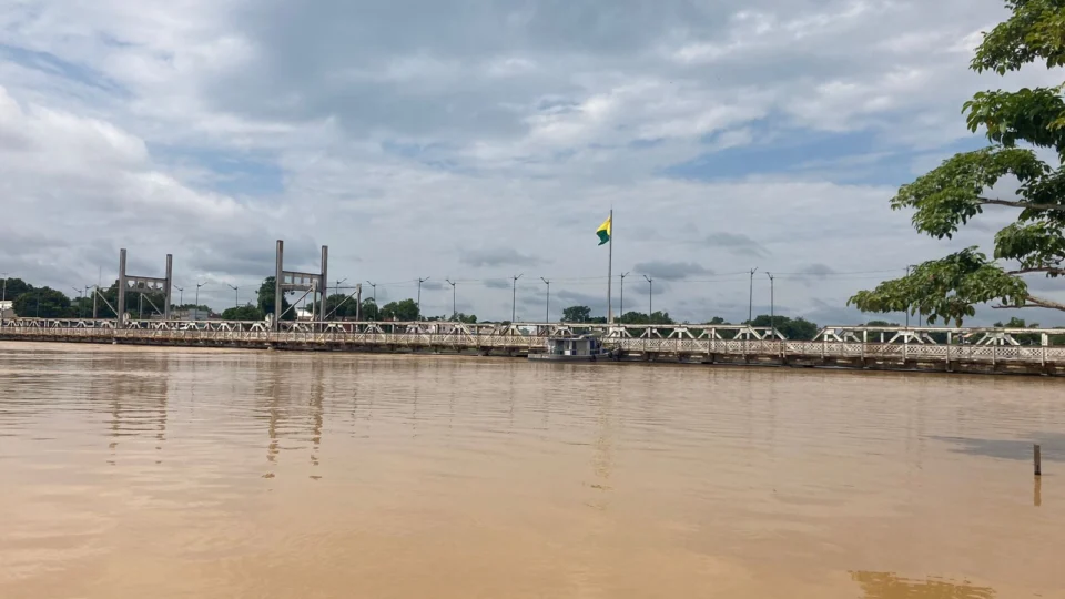 Rio Acre: mais de 4 mil pessoas são afetadas pela cheia