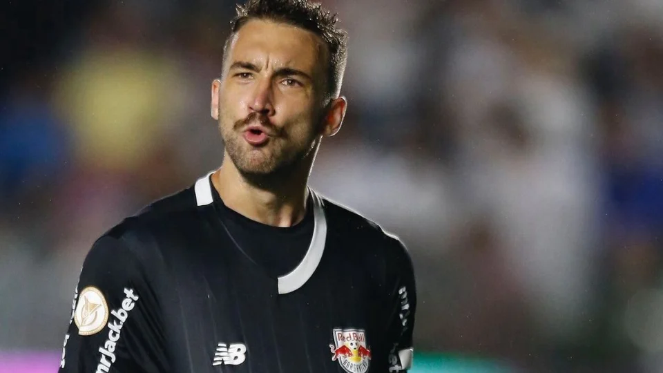 Flamengo: Léo Ortiz desembarca no Rio nesta terça-feira (05)