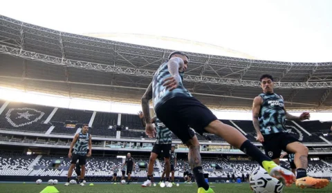 Liberta: Botafogo faz último treino antes de pegar o Bragantino