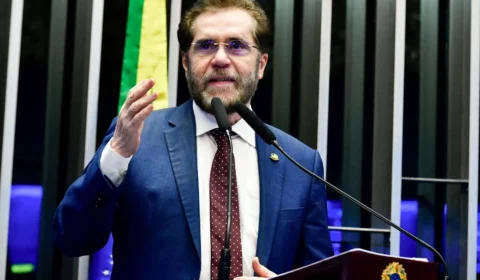 Plínio Valério denuncia Fundação Americana de sabotar obras na BR-319