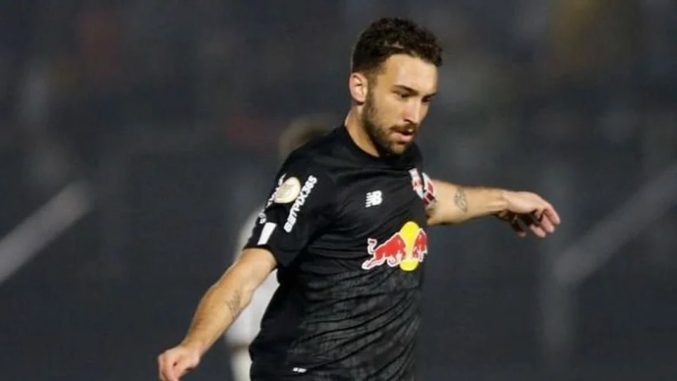 Flamengo: Léo Ortiz realiza primeiro treino no Ninho do Urubu