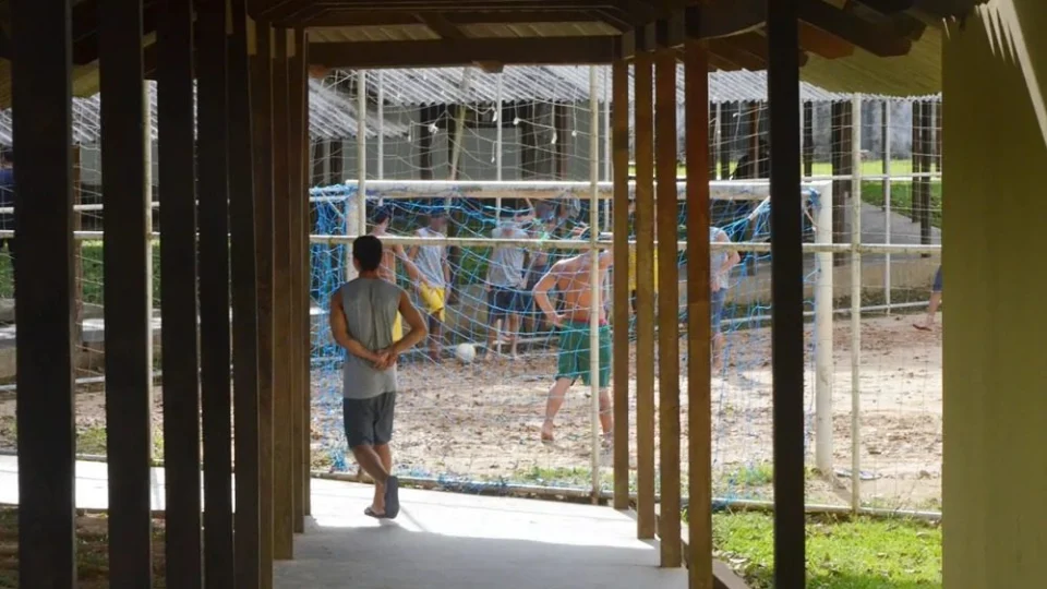 Centros socioeducativos devem permitir visitas íntimas no Acre