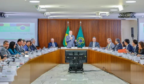 Presidente Lula deve se reunir com ministros nesta sexta-feira