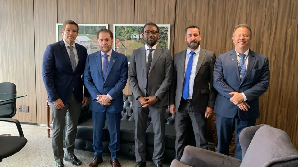 Plínio debate com Campos Neto PEC de autonomia do Banco Central