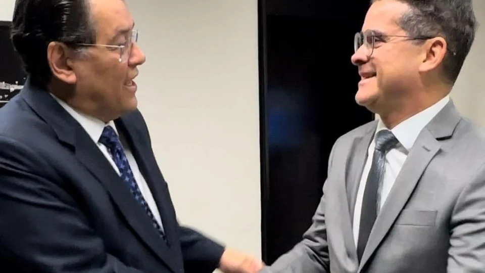 Emendas de Eduardo Braga reforçam ações da rede de saúde no Amazonas