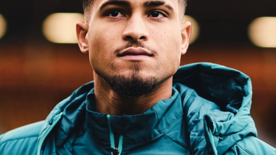 João Gomes está na mira do Manchester United; Fla pode lucrar