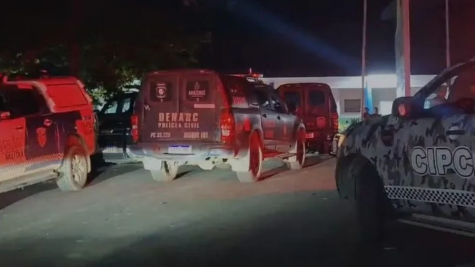 Policias presos por extorsão em Manacapuru são transferidos para Manaus