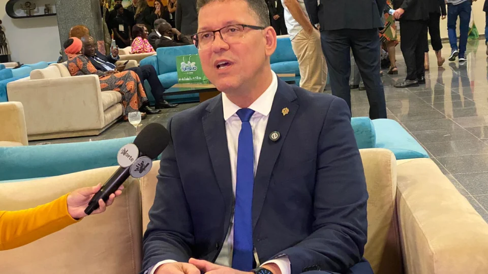 Governador de Rondônia destaca ações durante evento em Brasília