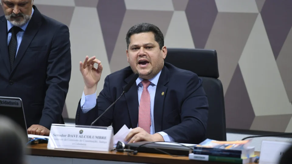 PEC da maconha entrará em pauta nesta quarta-feira (13)