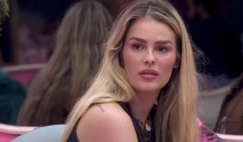 BBB 24: após permanência de Davi, Yasmin vai ao confessionário e dá susto em Boninho