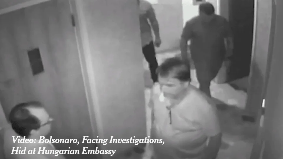 Bolsonaro ficou 2 dias na embaixada húngara após operação da PF