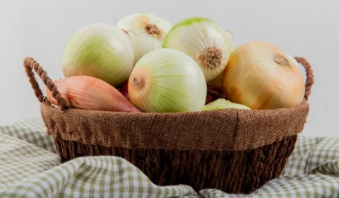 Cebola: quais os benefícios e como incluir na dieta?