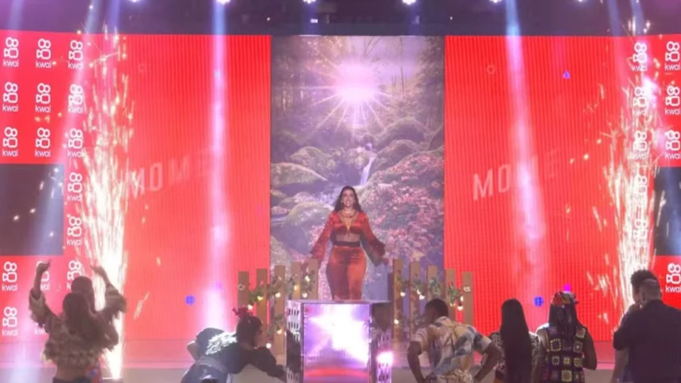 Participantes do BBB 24 fazem desfile de moda na Festa do Líder; veja vídeo