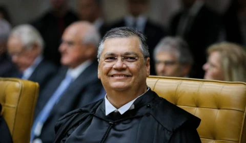 Maioria do STF vota por extinção de multa de condenados insolventes