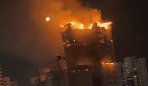 Incêndio de grandes proporções atinge prédio em construção no PE