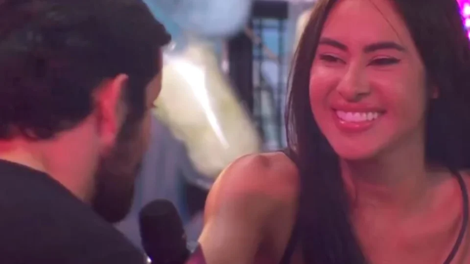 BBB 24: Isabelle não perde tempo e solta elogio a Matteus; veja vídeo