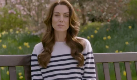 Em vídeo, Kate Middleton aparece após sumiço para dar recado inesperado