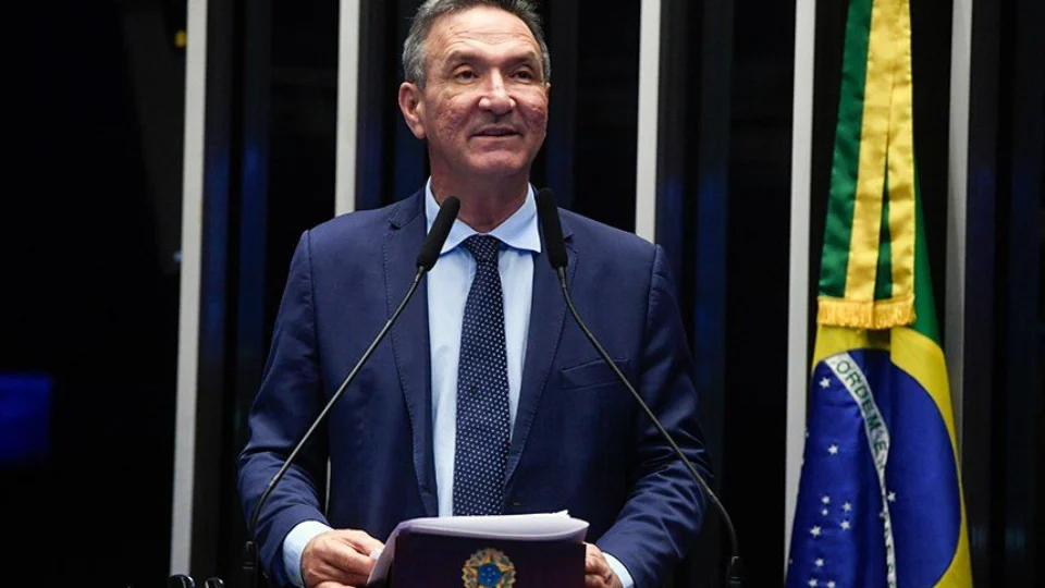 Lucas Barreto defende exploração de petróleo no Amapá