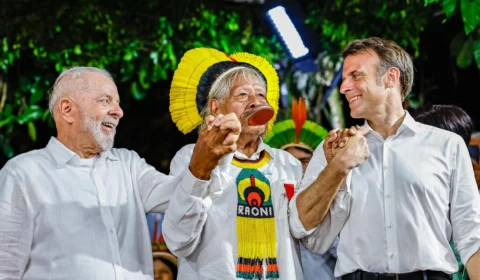 Lula e Macron anunciam 1 bilhão de euros para a Amazônia