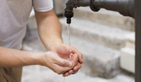 População de Rio Branco-AC sofre com escassez de água potável