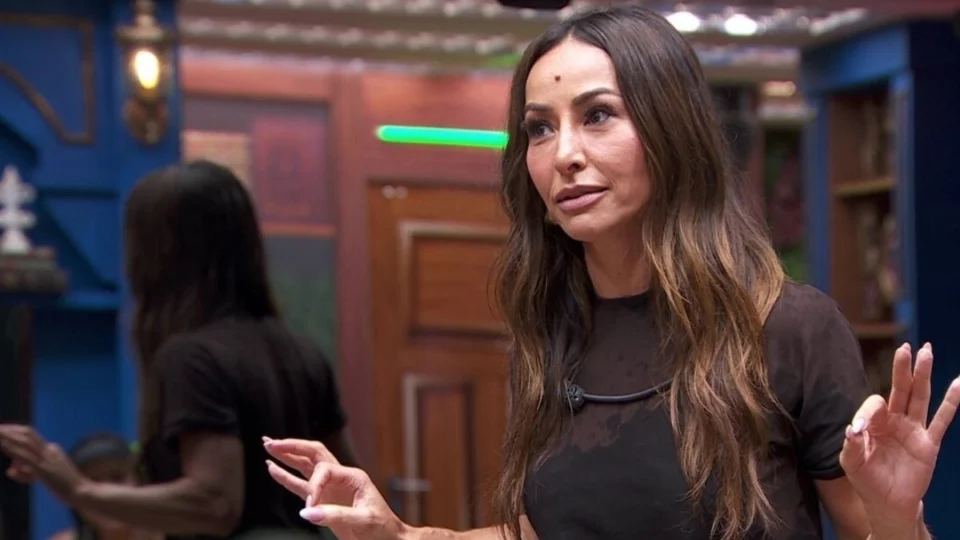 Sabrina Sato faz comentário sobre esposa de Davi no BBB 24 e é detonada nas redes