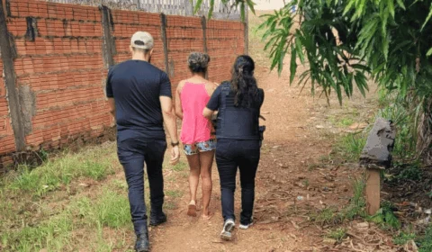 Mãe é presa suspeita de agressão e omissão após morte de bebê no AC