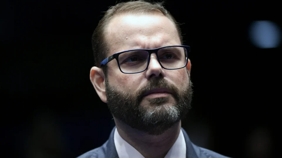 TSE analisa ação que pode cassar mandato do senador Jorge Seif