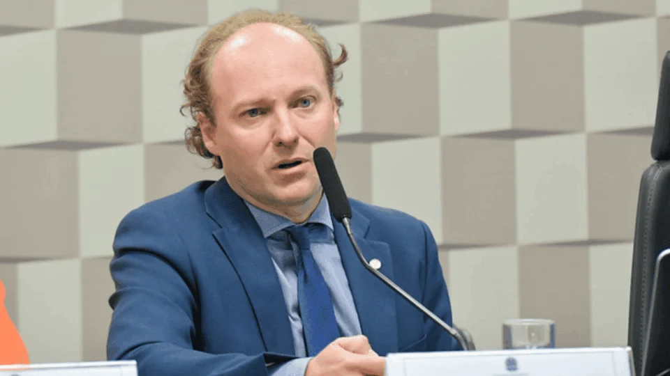 Ibama: presidente afirma que órgão não fará transição energética