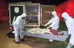 Mulher encontra vizinho morto na própria casa em Rio Branco