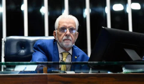 Senado aprova PEC que criminaliza porte de drogas