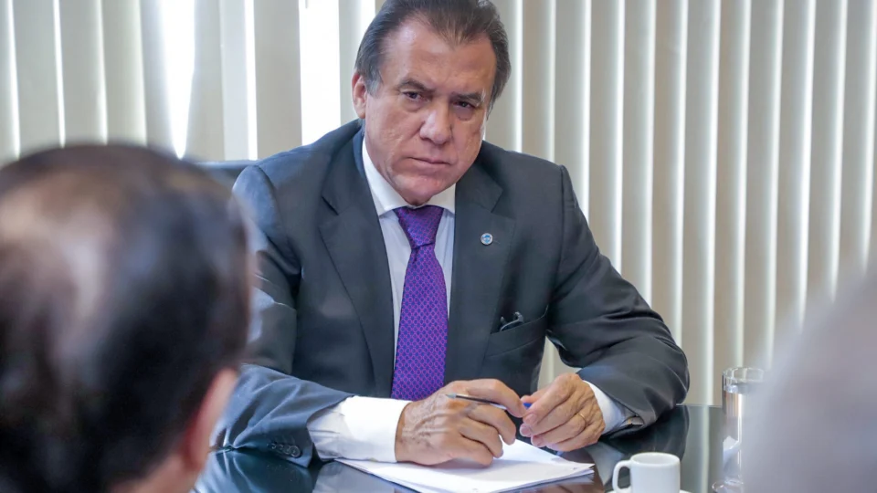 Ministro do Trabalho apresenta dados do Novo Caged nesta terça (30)