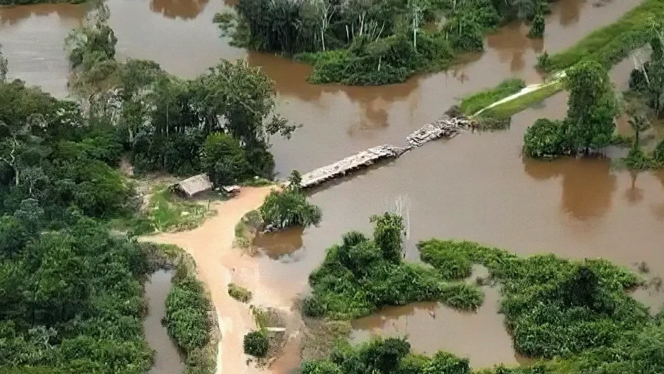 PF destrói ponte clandestina de acesso à Terra Indígena no Pará