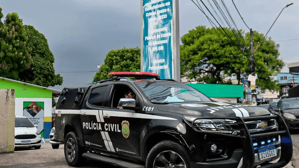 Filho é preso por suspeita de maus-tratos contra mãe de 76 anos no AM