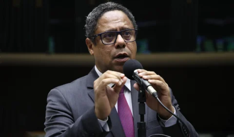 Relator do PL das Fake News quer adiantar discussão após fala de Musk