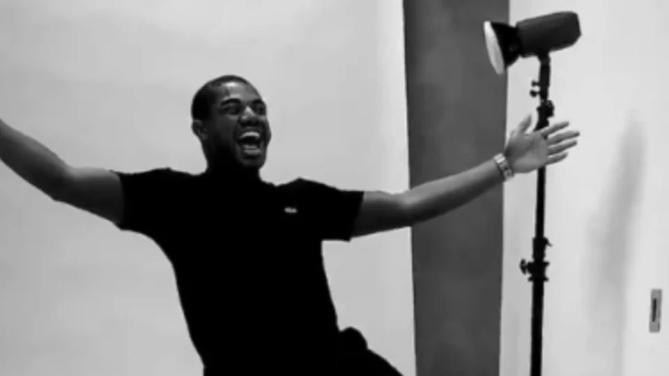 Separados, Mani ainda tem direito a metade do dinheiro de Davi?