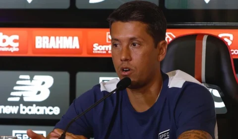 São Paulo demite Thiago Carpini após derrota para o Flamengo