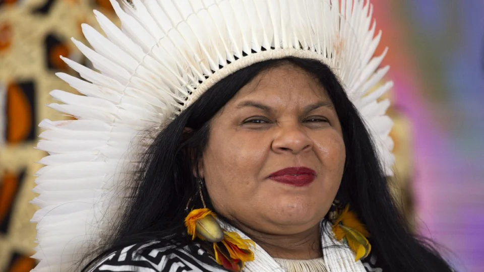 Indígenas preservam 80% da biodiversidade, diz Sonia Guajajara