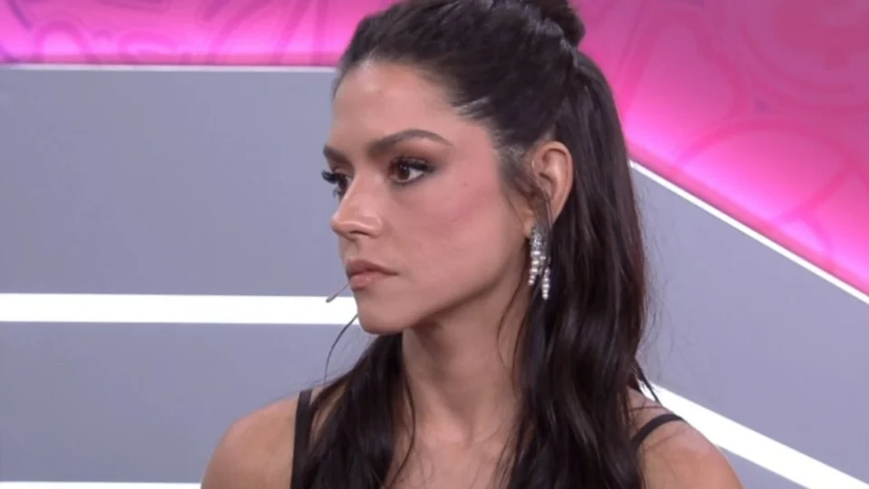 Thais Fersoza é detonada após atitude em entrevista com Fernanda
