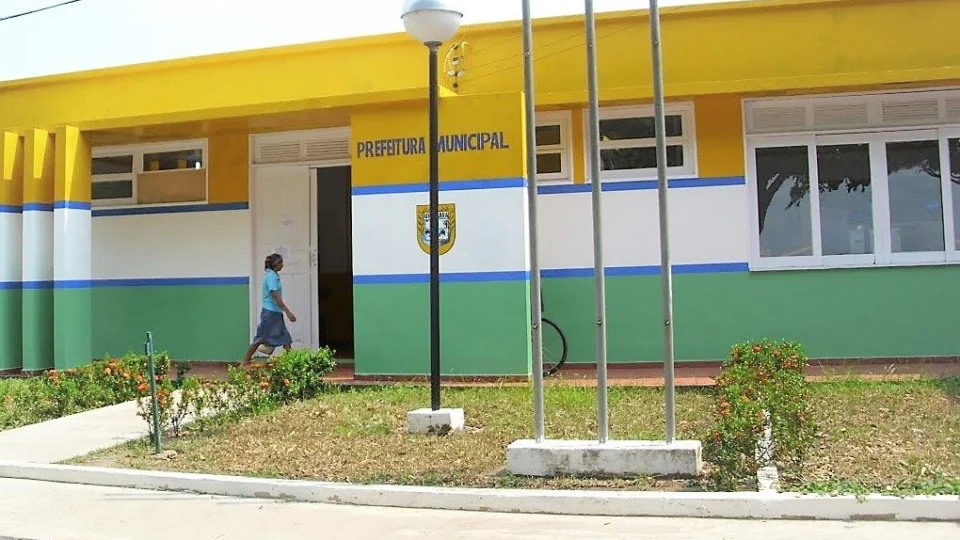 Concurso: Município do AM abre inscrições com 223 vagas e salários de até R$ 2,2 mil