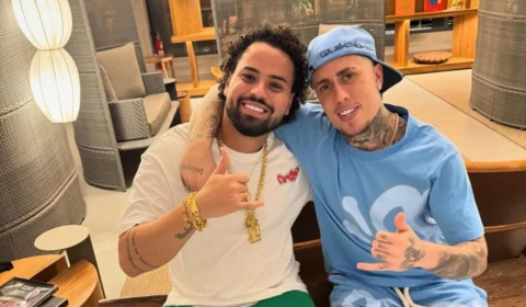 VÍDEO: após “bomba de peido”, influencer se desculpa por cancelarem voo