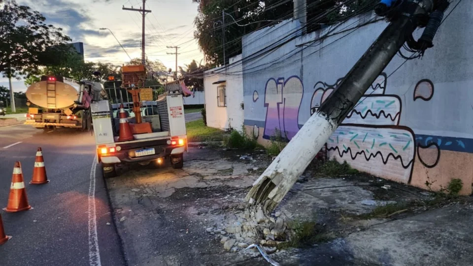VÍDEO: motorista dorme no volante e causa acidente grave em Manaus
