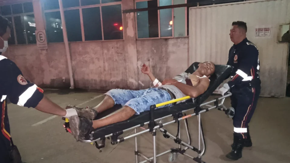 Homem é esfaqueado durante bebedeira com ‘amigo’ no Rio Branco–AC