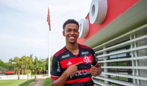 Flamengo: Carlinhos será apresentado nesta sexta-feira (12)