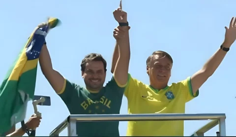 Saiba quais parlamentares do Norte estiveram em ato de Bolsonaro