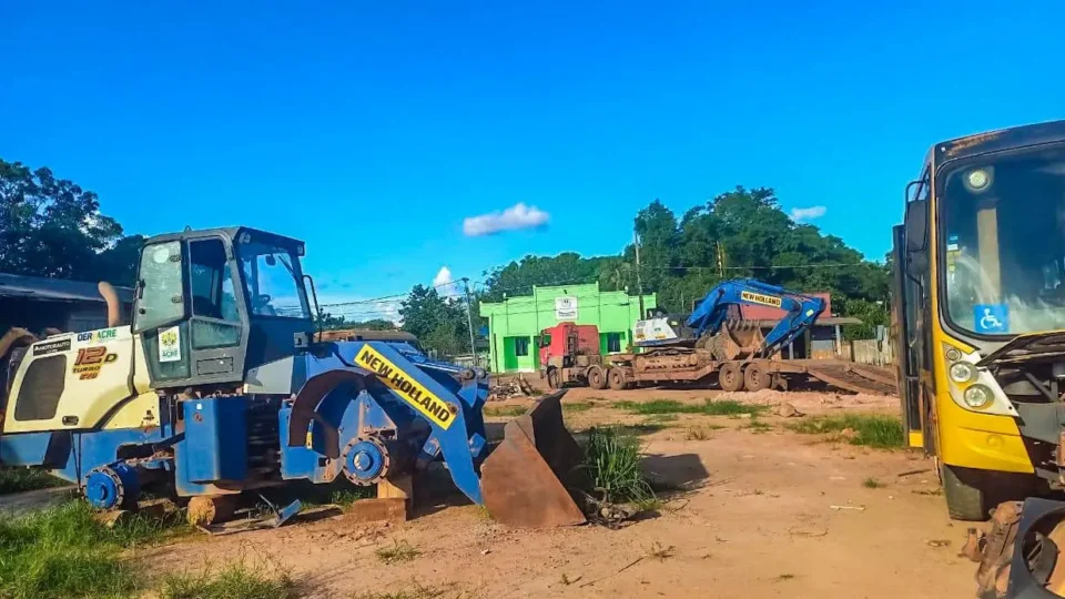 Governo do AC vai recolher máquinas agrícolas cedidas a municípios
