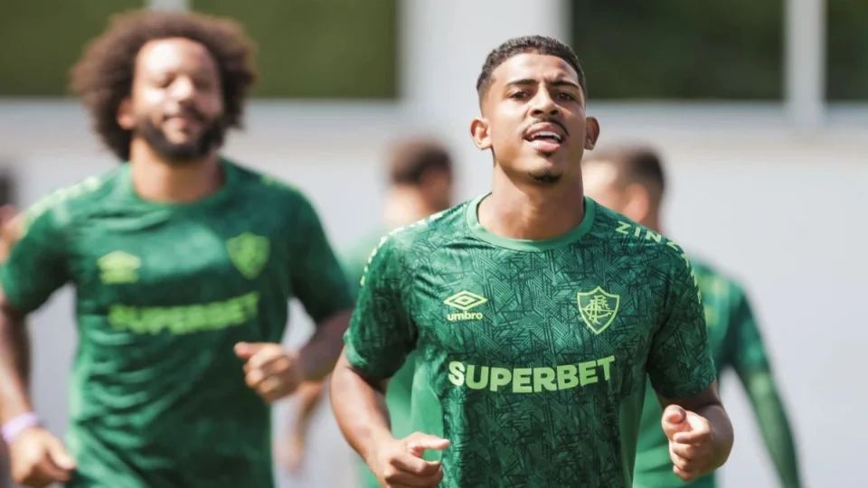 Fluminense: John Kennedy comete novo ato de indisciplina