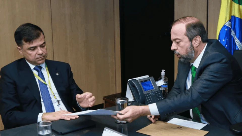 Ministro cobra medidas da ANEEL sobre falhas da Enel em São Paulo